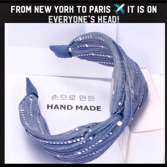 Accessories - 2X$30FROM NEW YORK TO PARIS IT’S ON EVERYONES HEAD